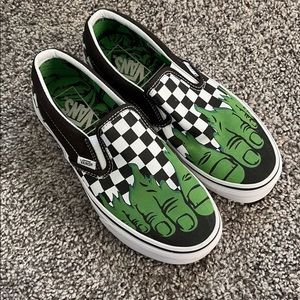 Marvel Hulk vans size W7/M5.5